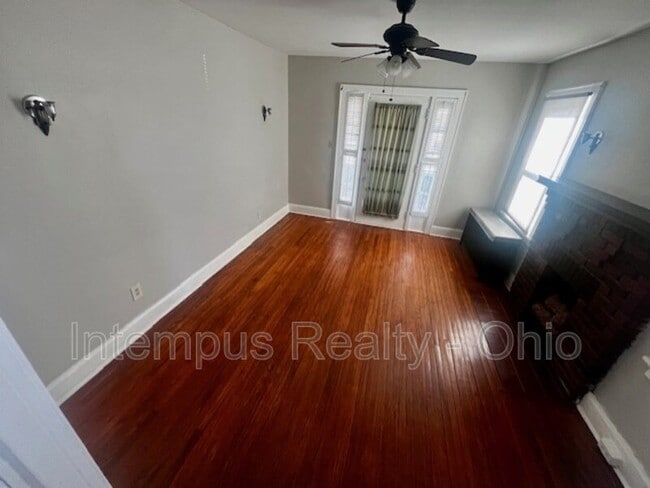 Foto del edificio - 4237 Vine St