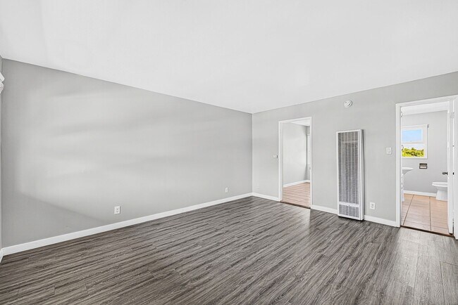 Foto del edificio - 445 W 15th St