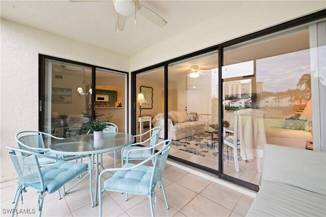 Building Photo - 565 Beachwalk Cir