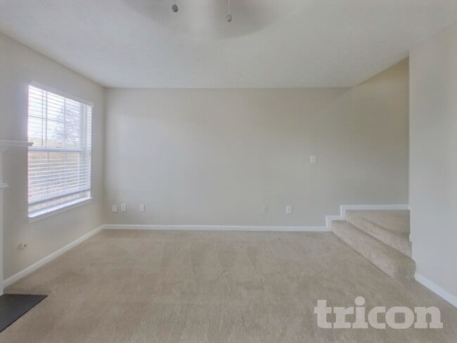 Foto del edificio - 471 Sawtooth Ln