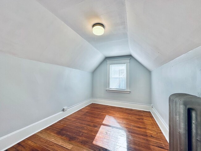 Building Photo - 62-64 Sheldon Terrace