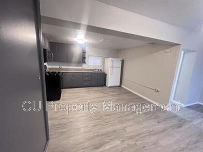 Foto del edificio - 315 Cottage Ct