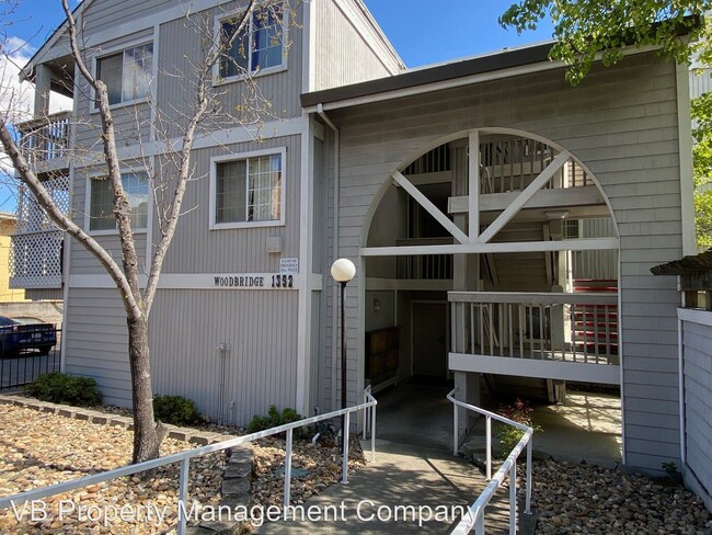 Foto del edificio - 1352 Creekside Dr