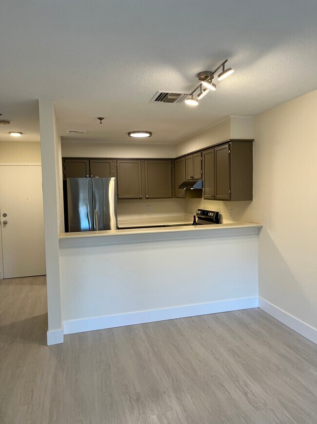 Foto del edificio - 1204 Whitney Ave