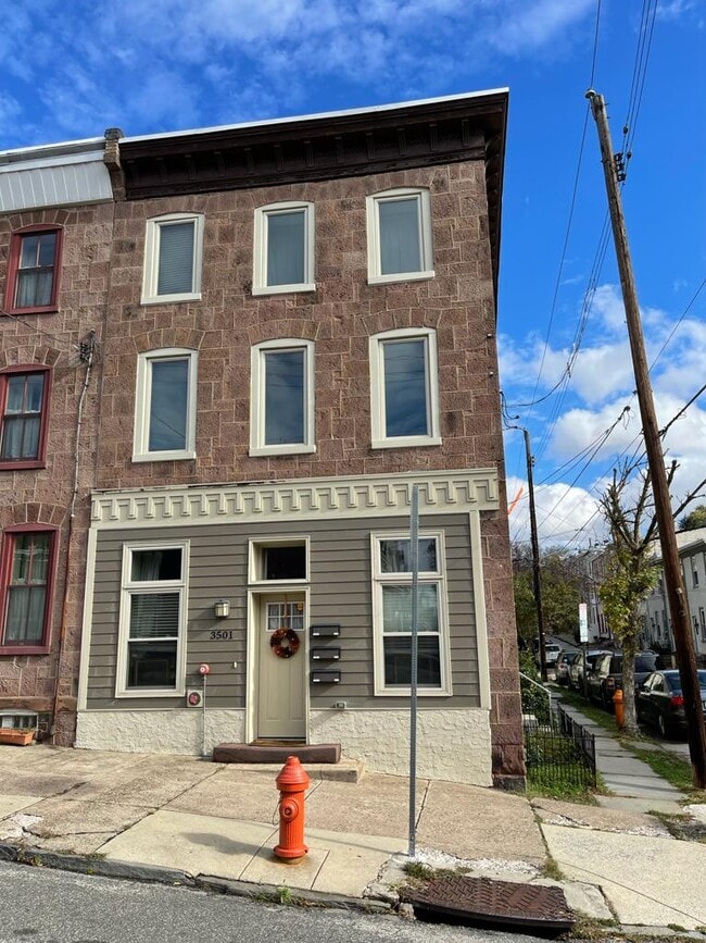 Building Photo - 3501 Conrad St