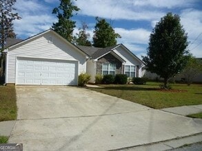 Building Photo - 180 Waters Edge Dr