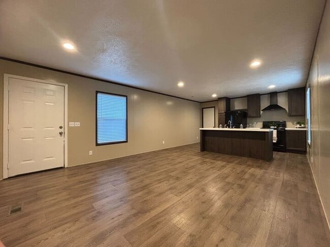 Foto del edificio - 601 Kathy St