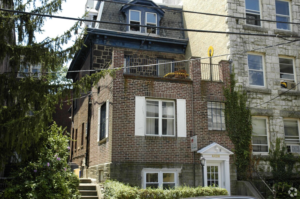 Primary Photo - 4426 Osage Ave