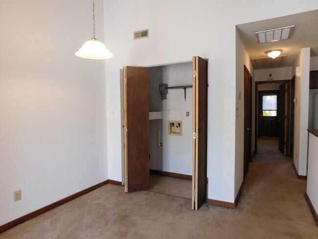 Foto del edificio - 1524 College Way