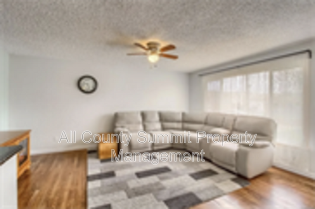 Photo - 425 S Harlan St House