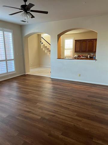 Foto del edificio - 3020 Dove Creek Ln