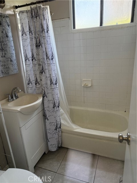 Foto del edificio - 4611 W 152nd St