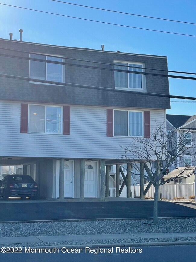 Building Photo - 125 Strickland Blvd