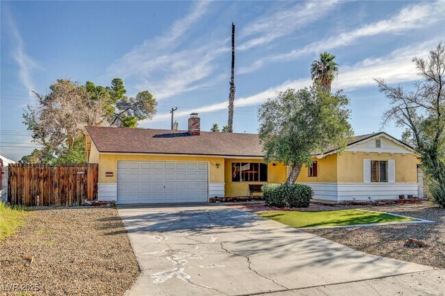 Building Photo - 1516 Inverness Ave