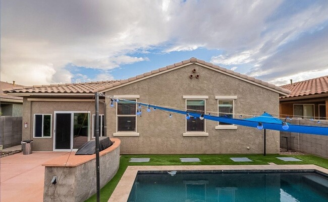 Foto del edificio - 10381 W Alyssa Ln