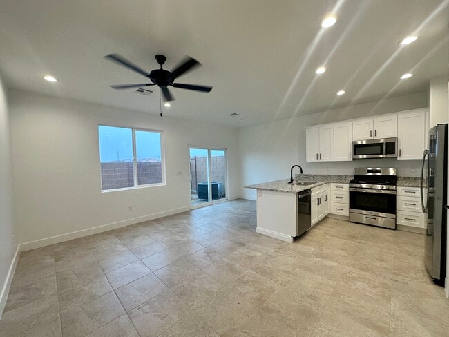 Building Photo - 224 N 2470 W