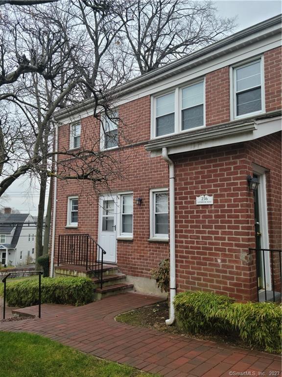 Foto del edificio - 256 Glenbrook Rd