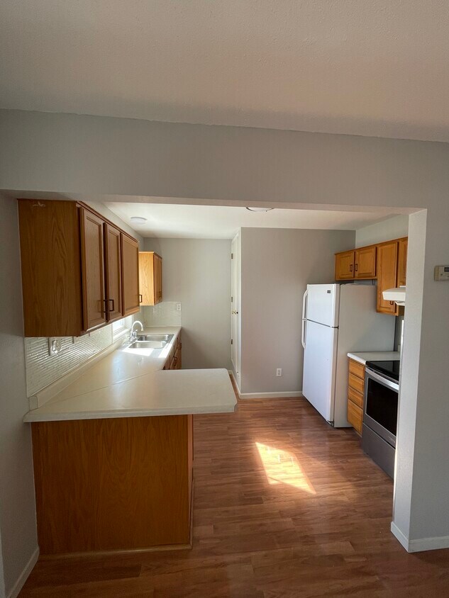 Foto principal - 831 7th St NW