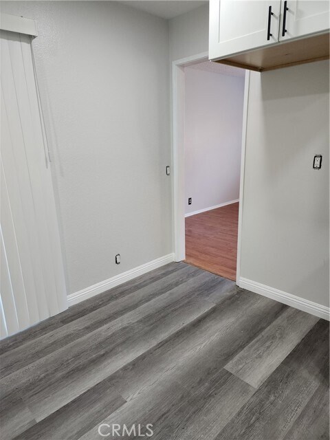 Building Photo - 855 Las Lomas Dr