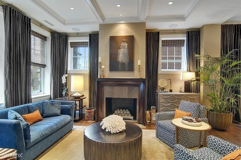 Foto principal - 1 br, 1 bath Condo - 17 E Division St