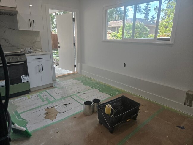 Building Photo - 6611 Albion Way