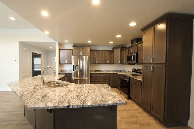 Foto del edificio - Newly Built Townhome Ready for Lease!
