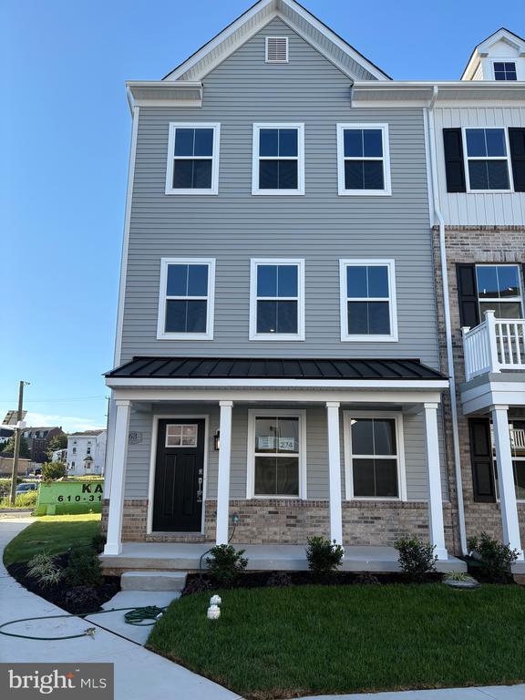 Building Photo - 63 E Front St