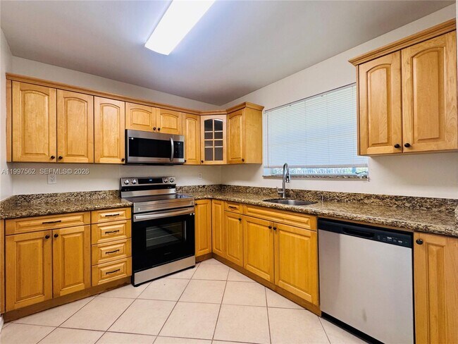 Foto del edificio - 8791 NW 12th St