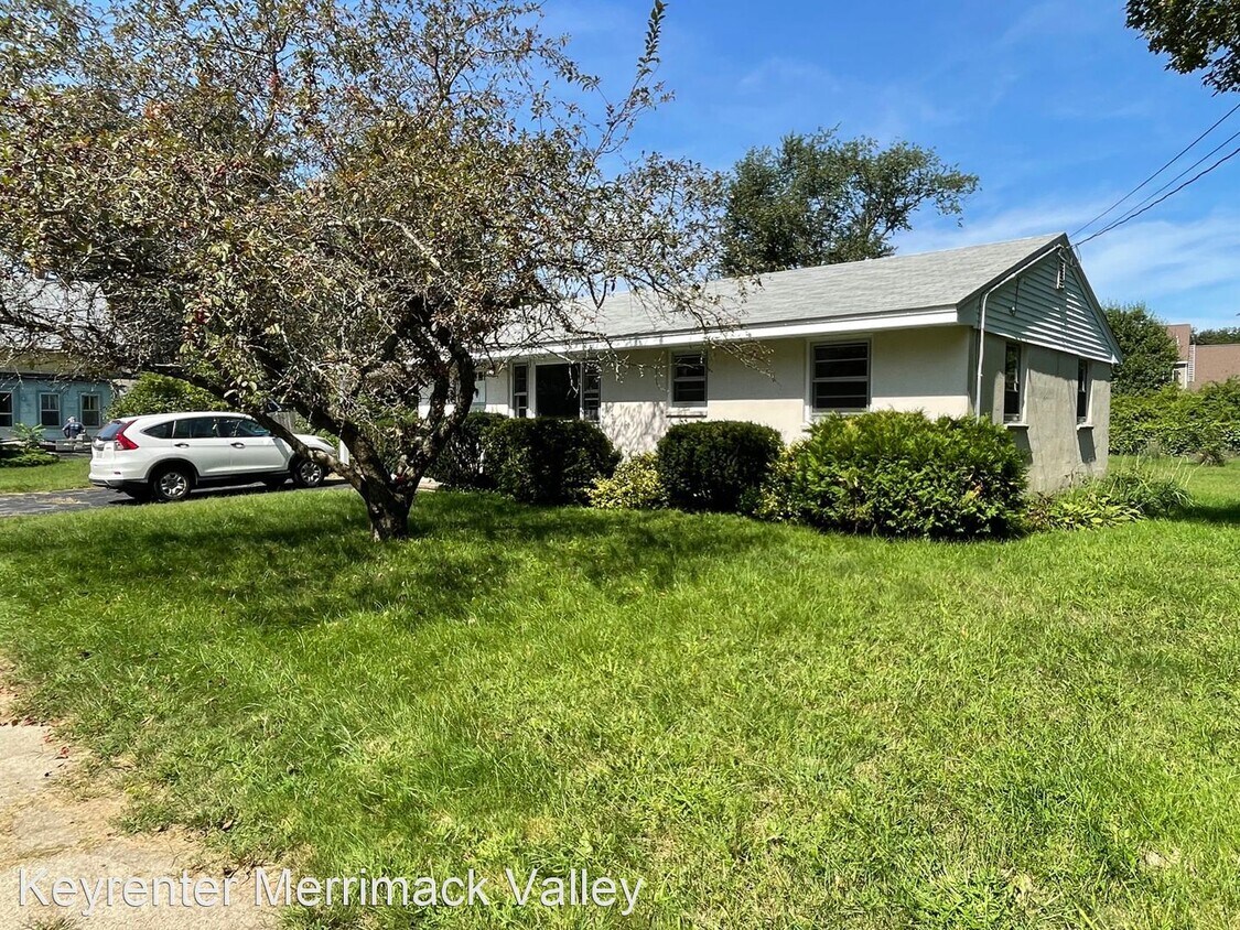 Primary Photo - 3 br, 1 bath House - Charming 3 bedroom ho...