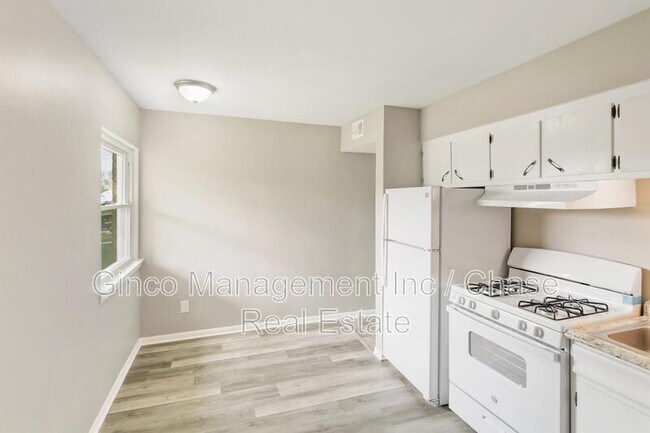 Foto del edificio - 1021 Tollview Ave