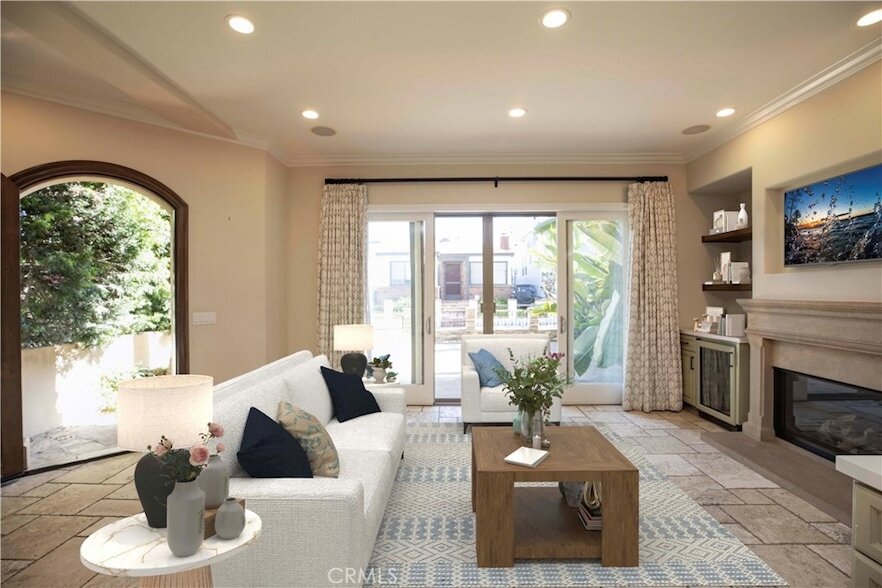 Foto principal - 351 30th St