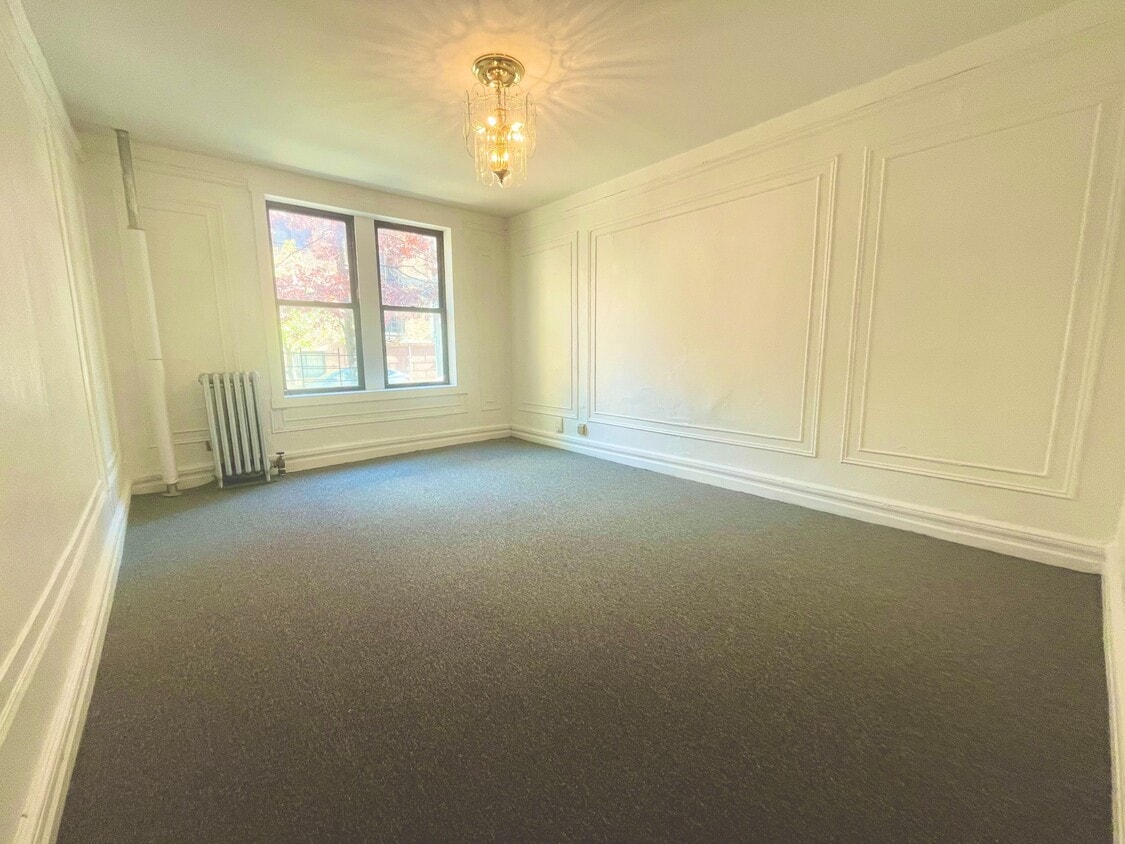 Foto principal - 2511 Cruger Ave