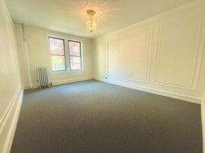 Building Photo - 2511 Cruger Ave