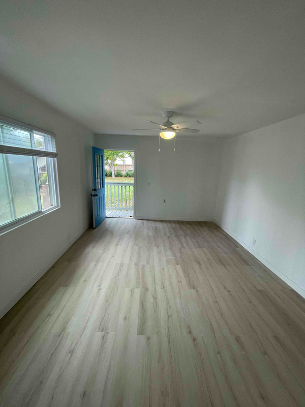 Building Photo - 405 Beaumont Dr