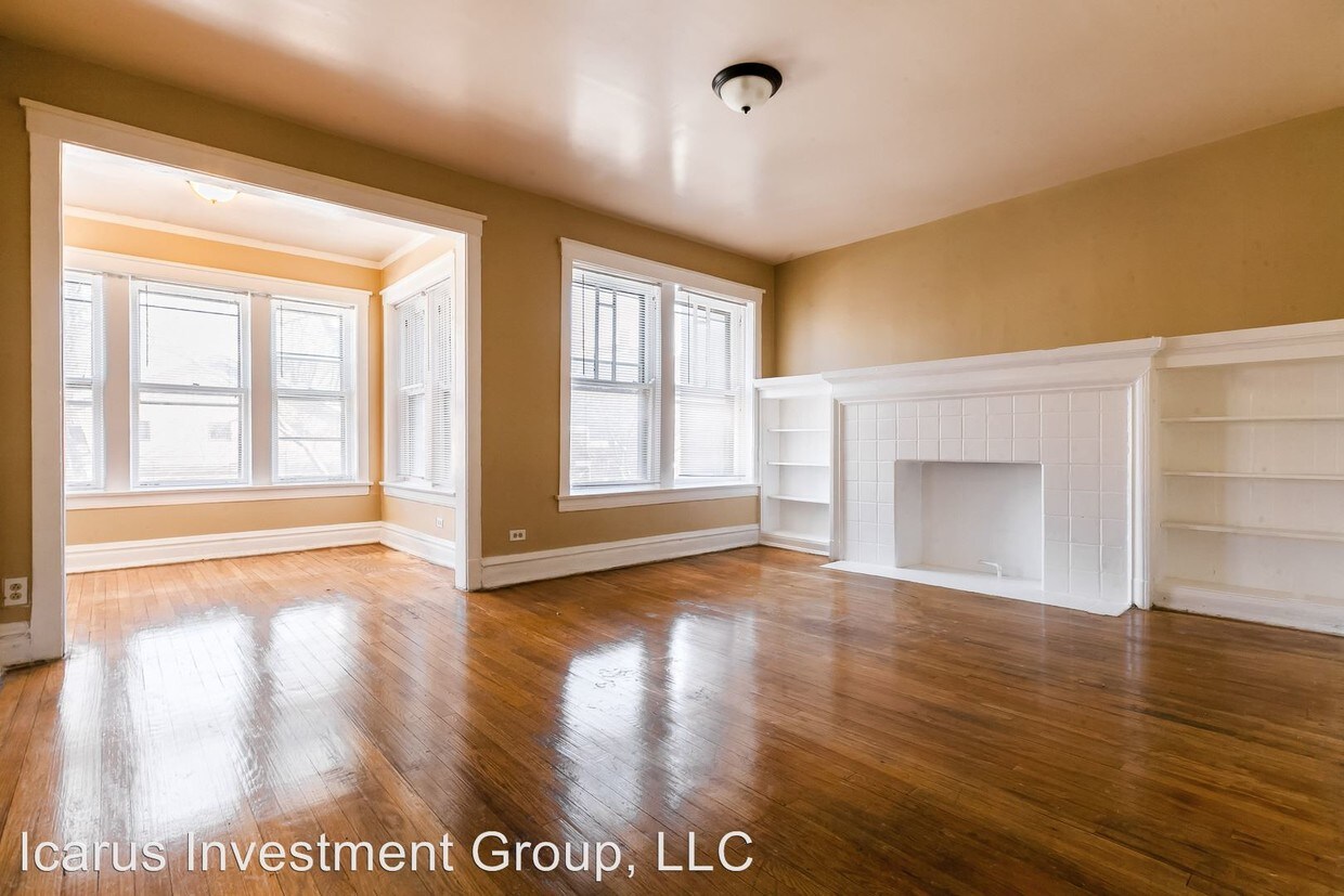 Foto principal - 7024-7026 S Clyde Ave