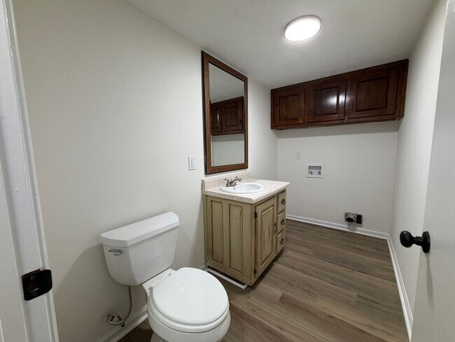 Foto del edificio - 3-Bedroom, 2.5-Bath House on Spacious Lot in west Athens, GA