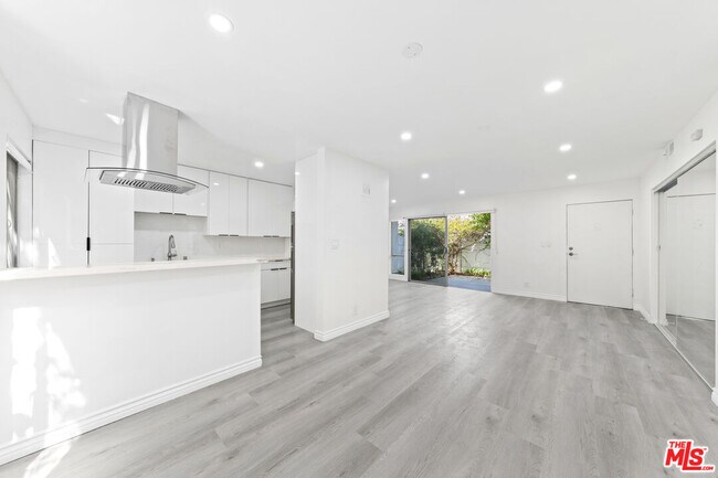 Foto del edificio - 825 16th St