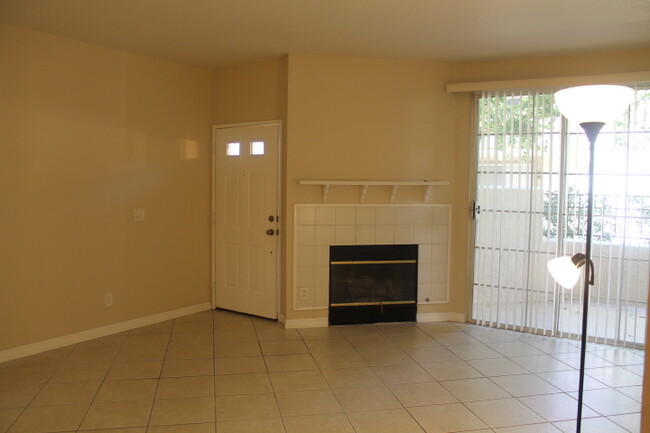Building Photo - 24103 Del Monte Dr