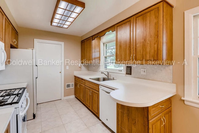 Building Photo - 304 E Golf Road , Mount Prospect , IL , 60056