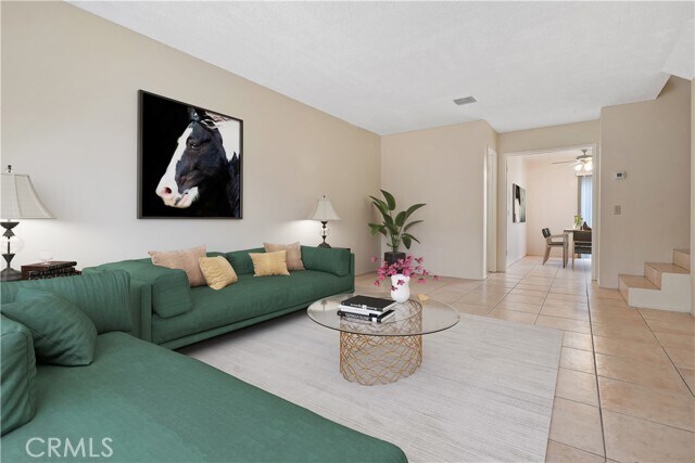 Foto del edificio - 22855 Vanowen St