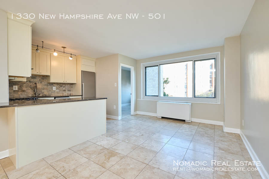 Primary Photo - Modern 1-Bedroom unit in the Heart of Dupo...
