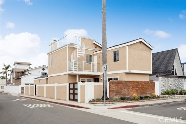 Foto principal - 215 Walnut St