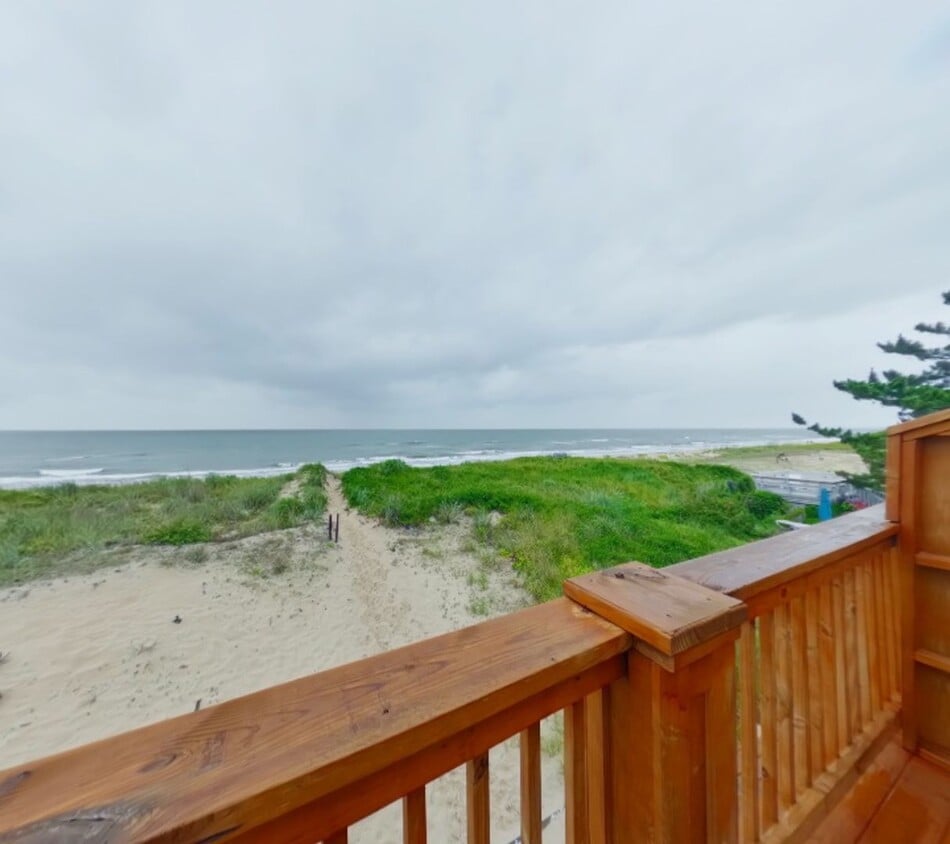 Primary Photo - Ocean View