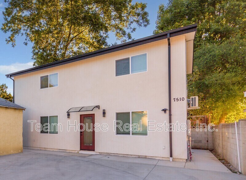 Foto principal - 7510 Etiwanda Ave