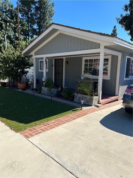 Foto principal - 13455 Bradley Ave