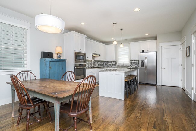 Foto del edificio - 513 Mariner Way