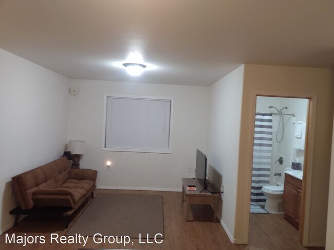 Building Photo - 2 br, 1 bath House - 3755 Plack Rd