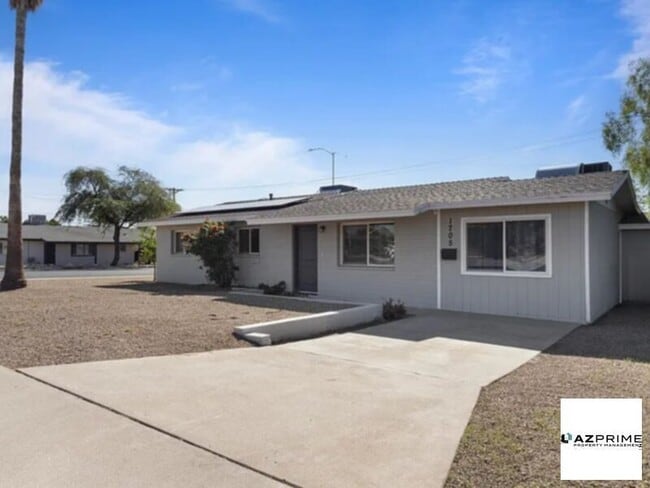 Building Photo - Spacious apartment available for rent