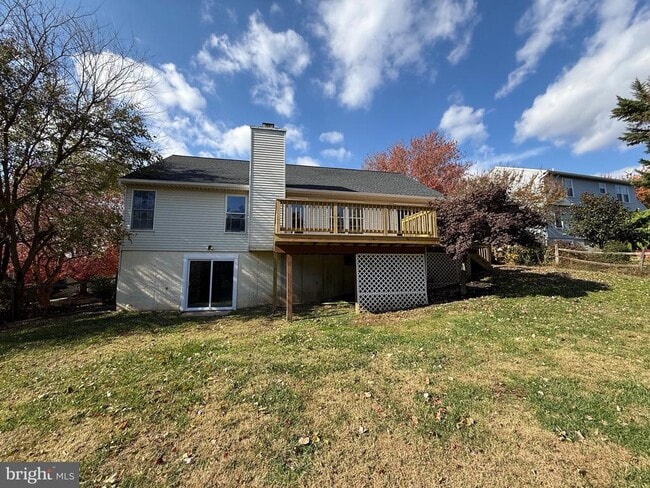 Building Photo - 445 Sawgrass Ct