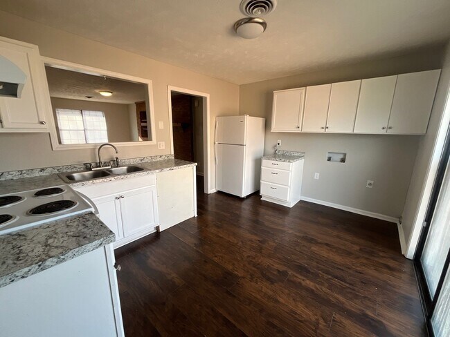 Building Photo - 30 Brianfield Cv